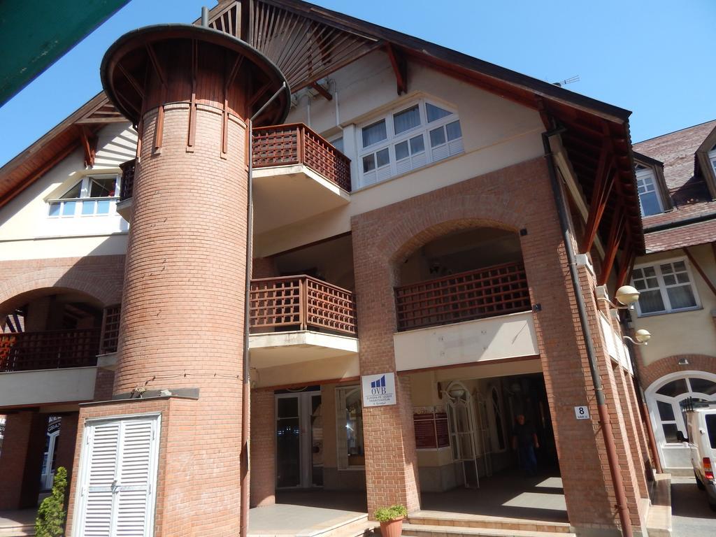Kálvin Vendégszobák Debrecen Exterior foto